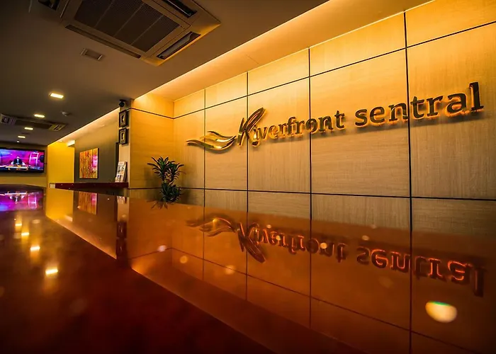Riverfront Sentral Hotel Batu Berendam